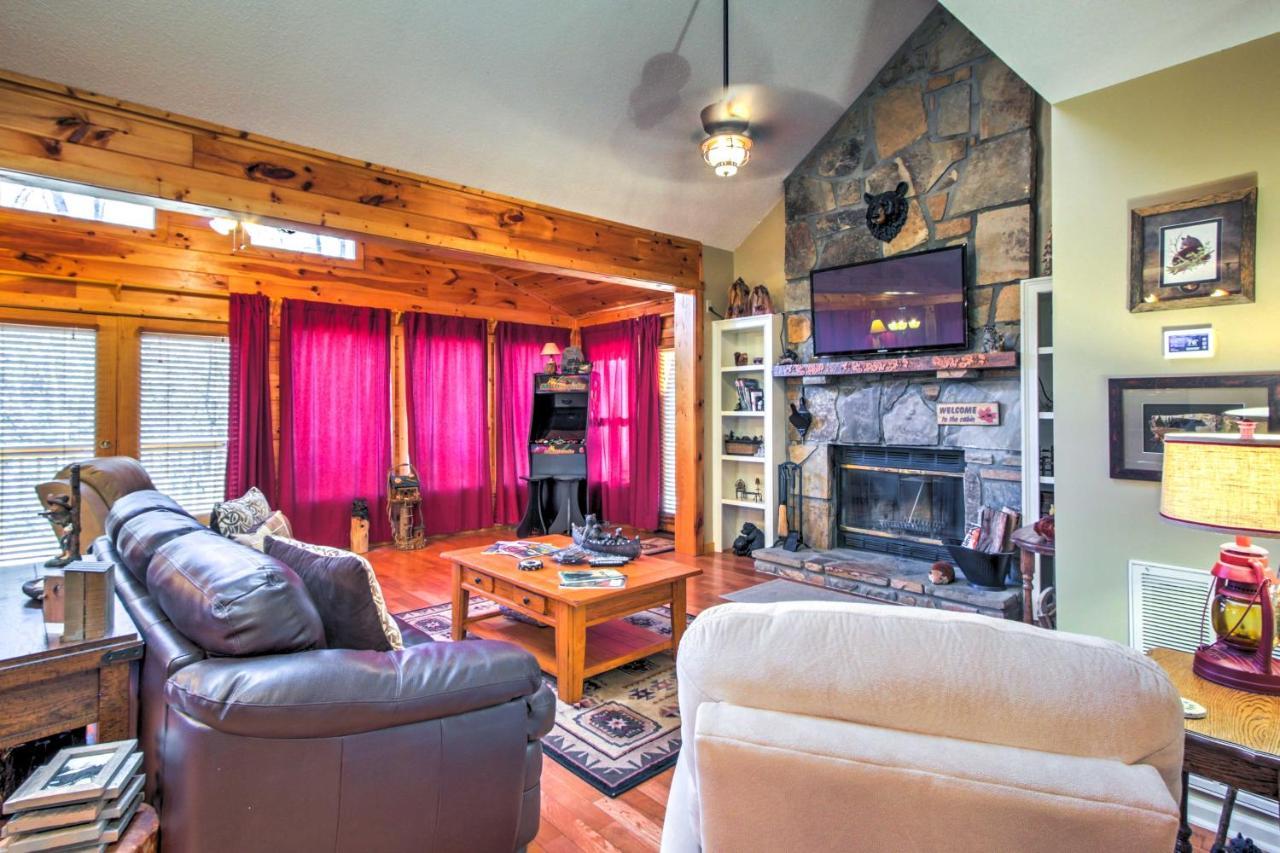 Vila Tree Top Dream Cabin With Hot Tub In Gatlinburg! Exteriér fotografie